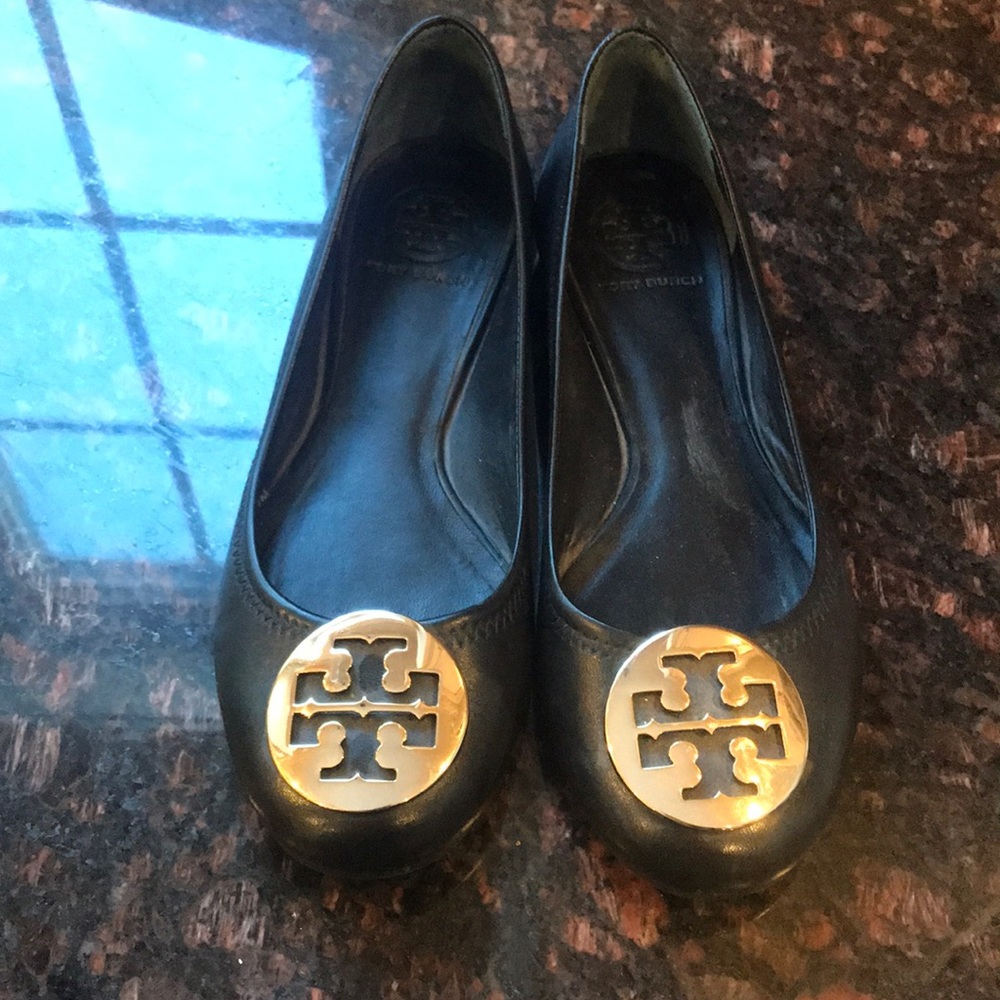 Tory Burch black leather ballet flats worn once